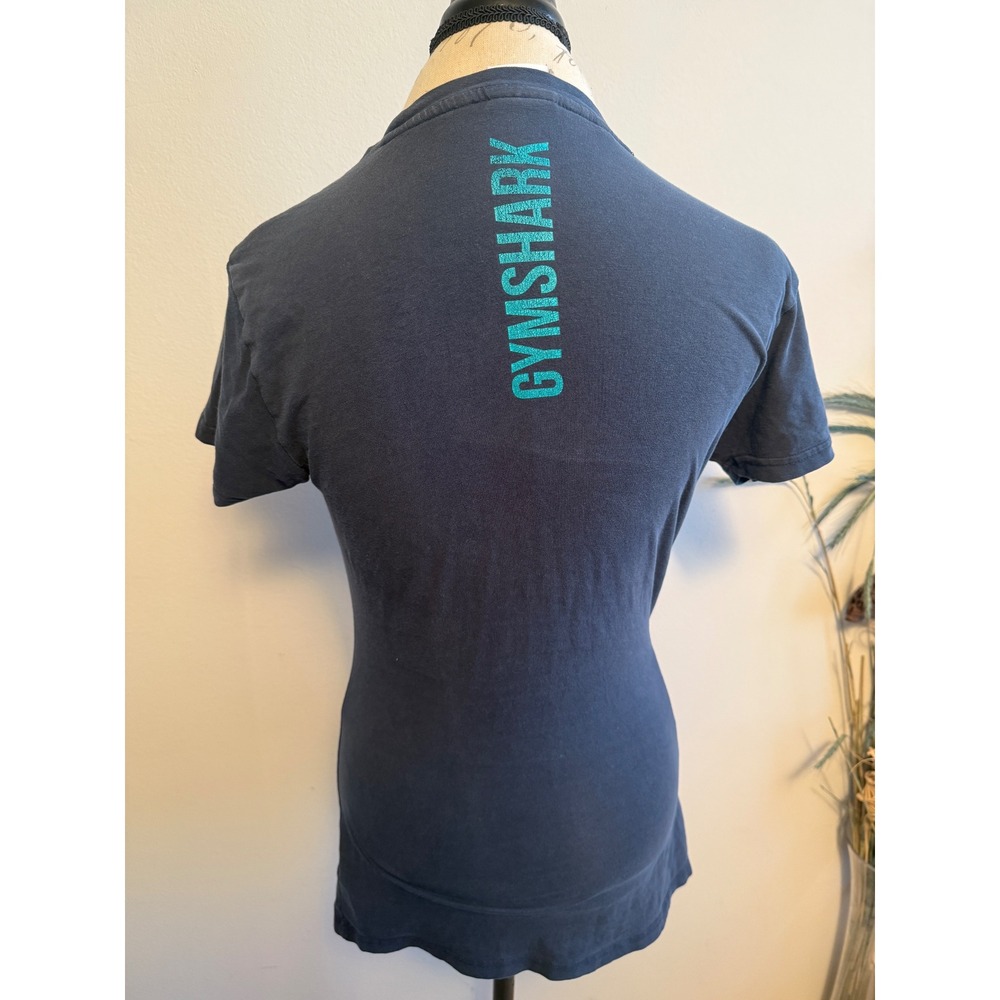 Gymshark Women's Graphic T Shirt Navy Blue Turquoise‎ Logo Size S flaw